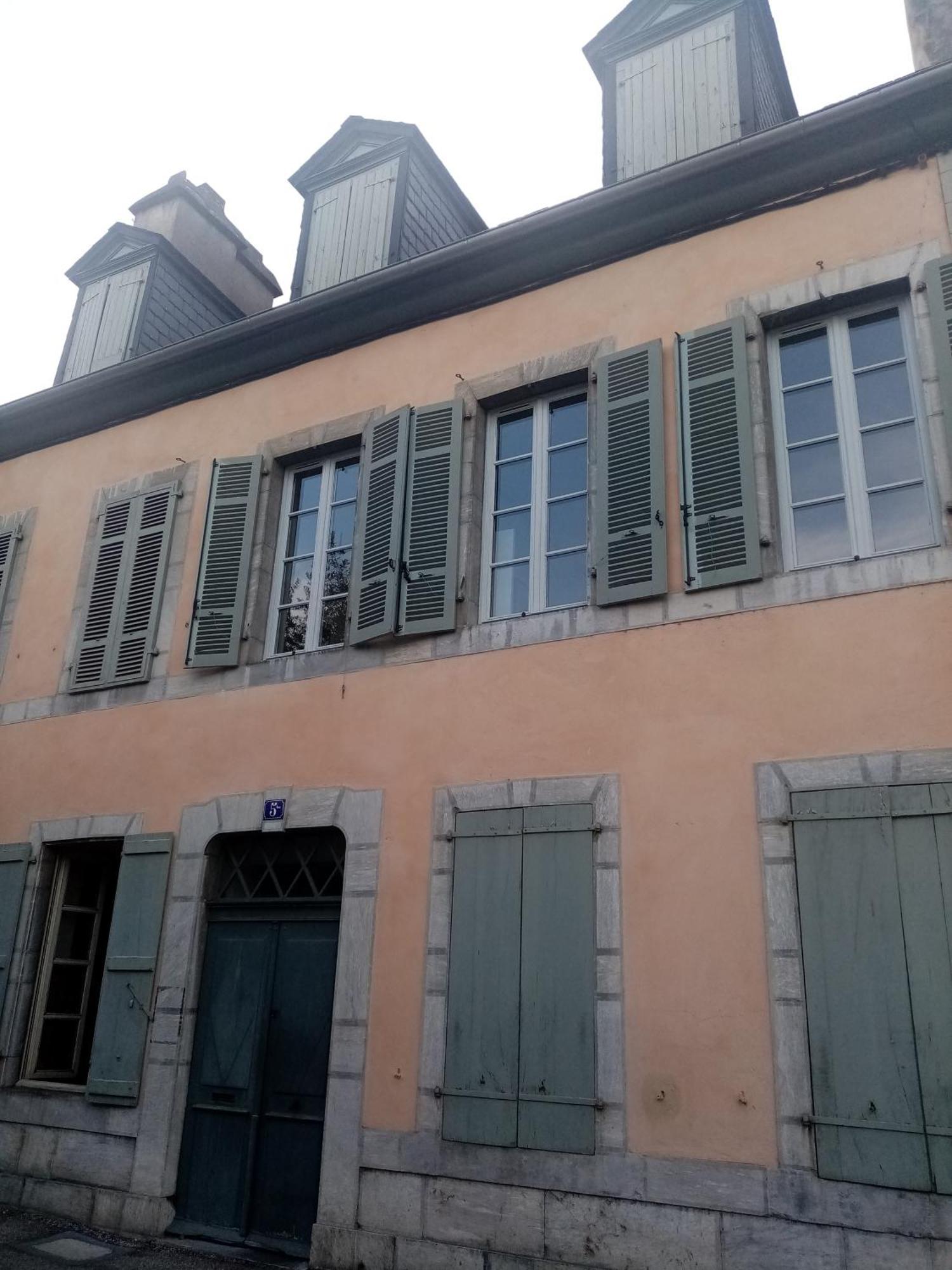Charmant Appartement Au Centre De Bagnères-de-Bigorre Екстериор снимка